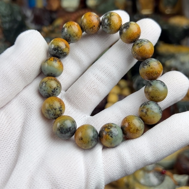 岫岩河磨玉（透闪石质玉）手串未镶嵌释*