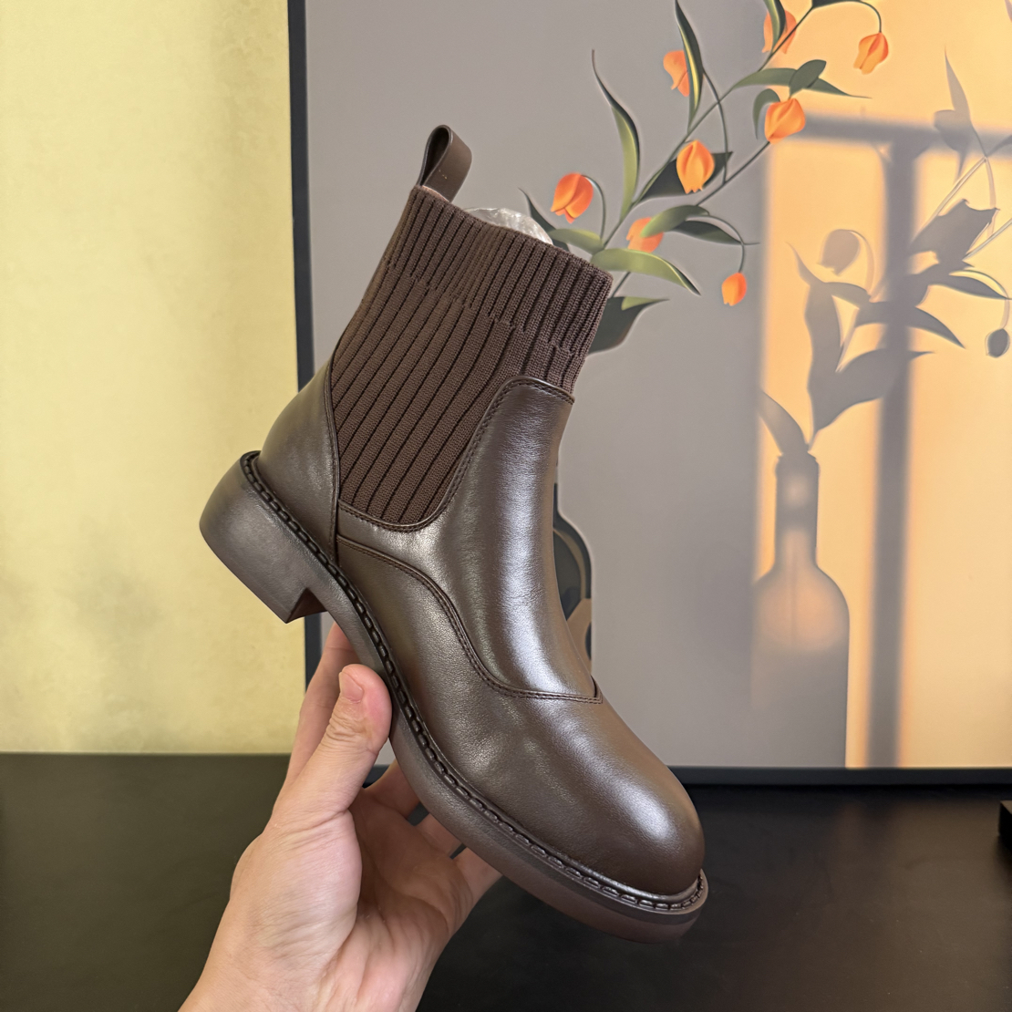 小卿~牛皮3公分/断码福利秋冬真皮百搭低跟短靴2863