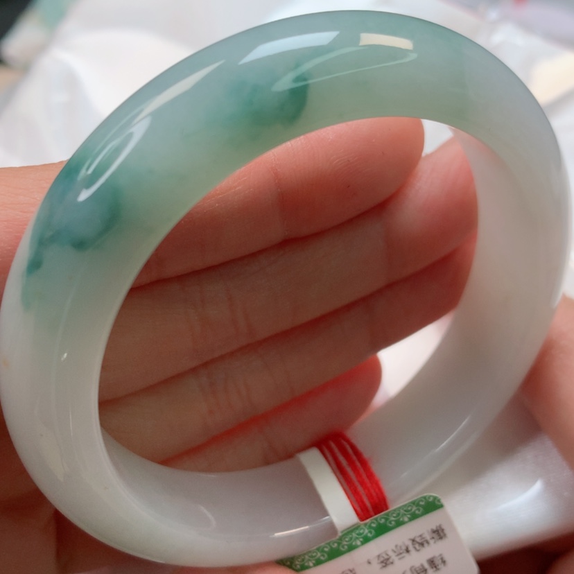 【闪购商品】翡翠手镯未镶嵌冰胶飘花130号