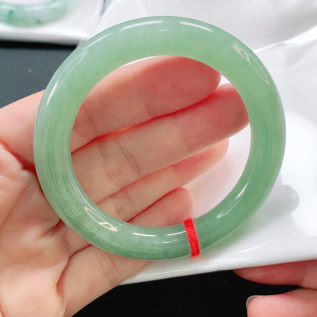 未镶嵌手镯翡翠53正