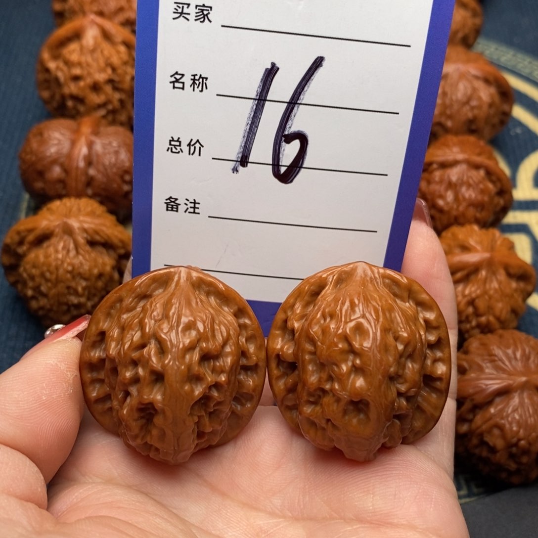 文玩核桃吊坠野狼34