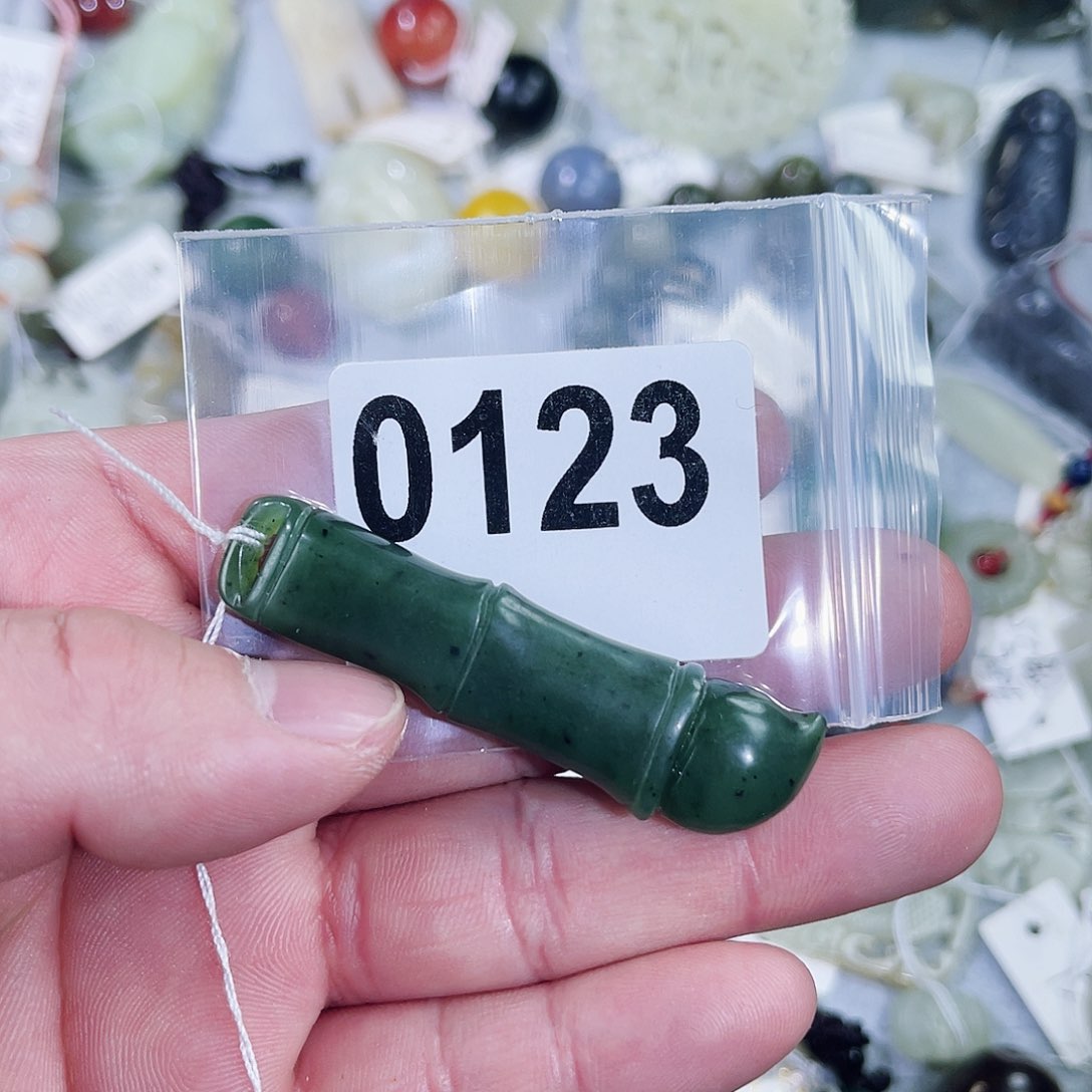 和田玉车挂未镶嵌