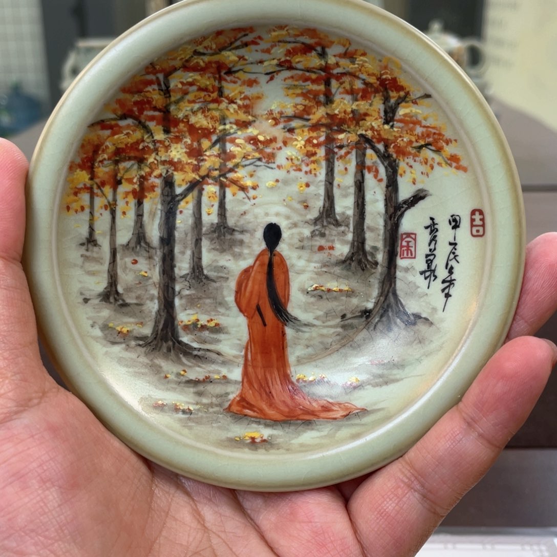 周泽堂彩绘。  枫叶