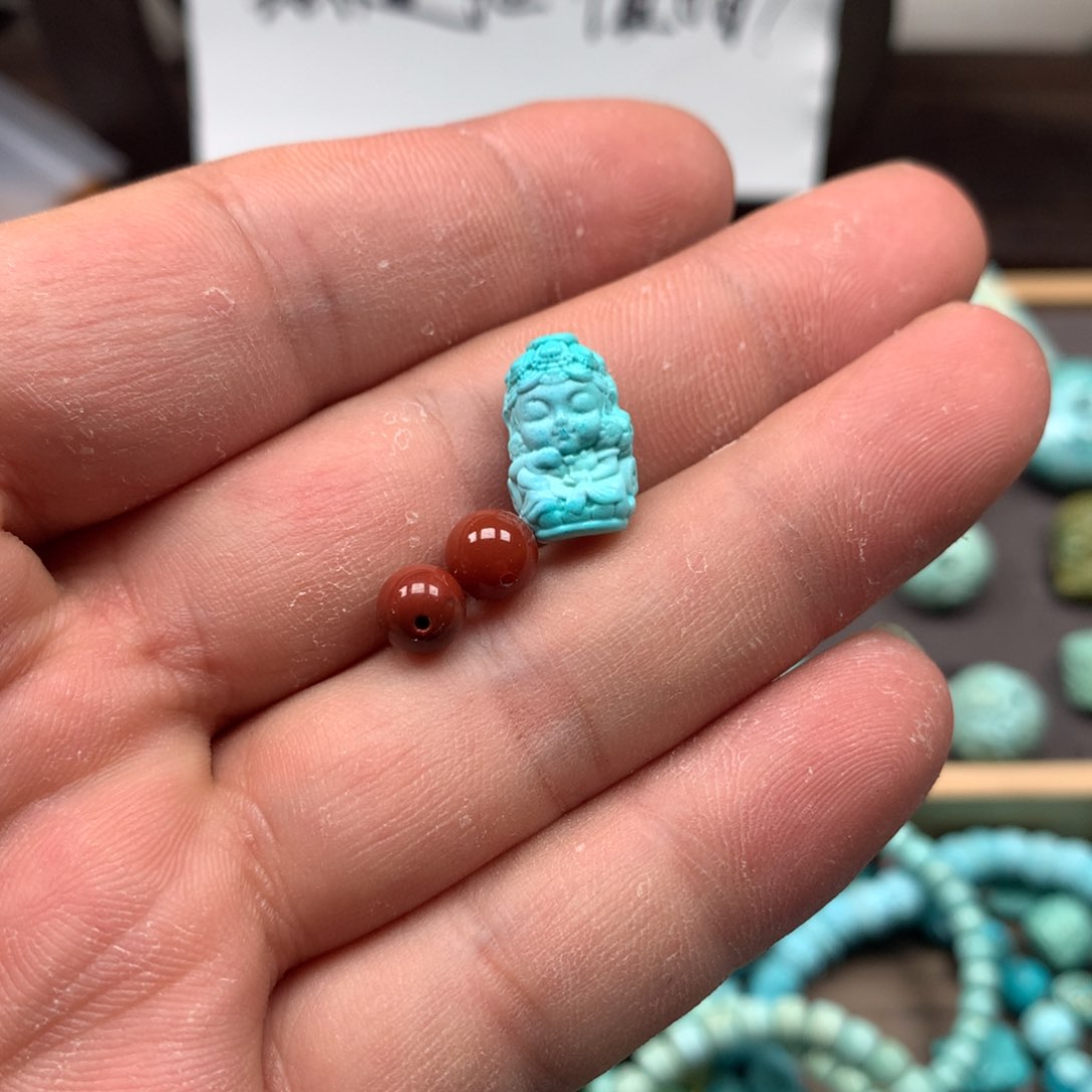 南红玛瑙雕刻未镶嵌