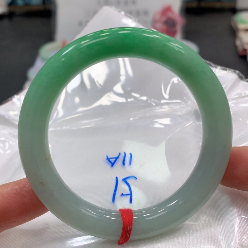 【闪购商品】翡翠手镯未镶嵌翡翠