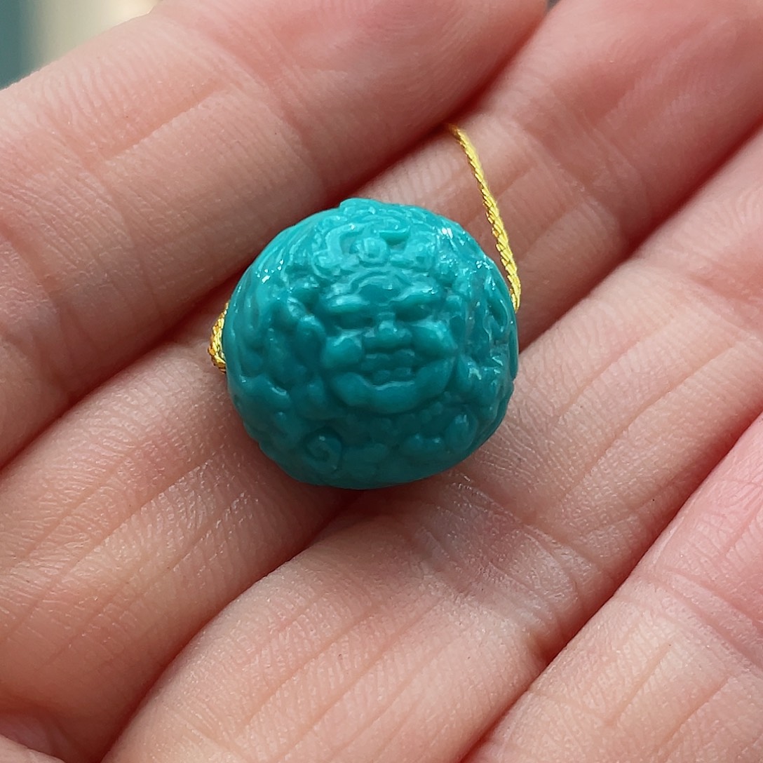 绿松石颈饰未镶嵌