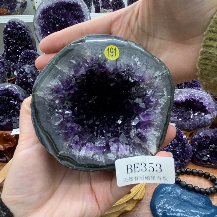 紫晶大型摆件（非配饰）未镶嵌