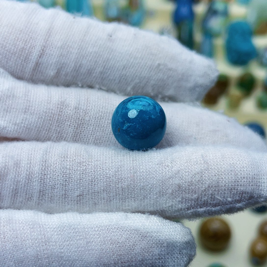 绿松石颈饰未镶嵌