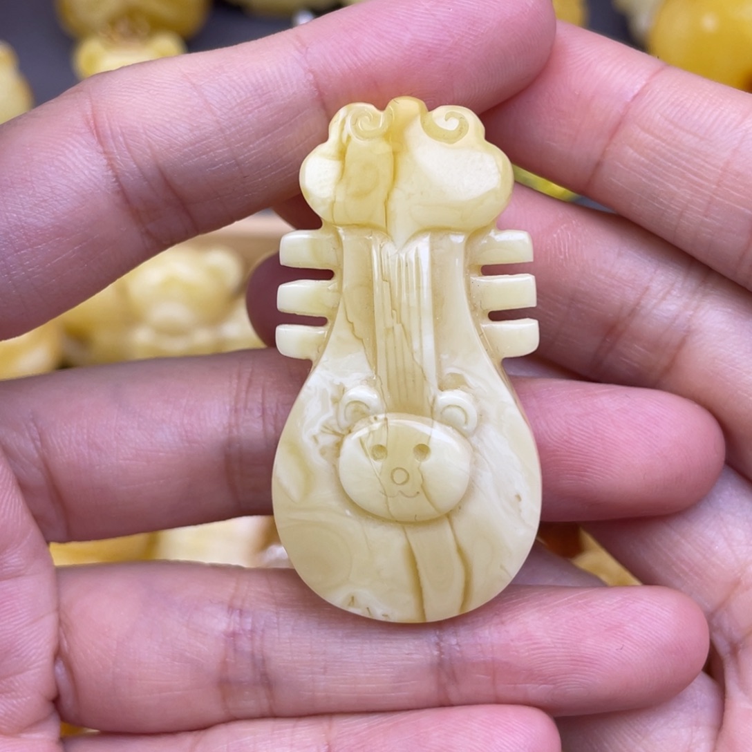 未镶嵌琥珀裸石蜜蜡