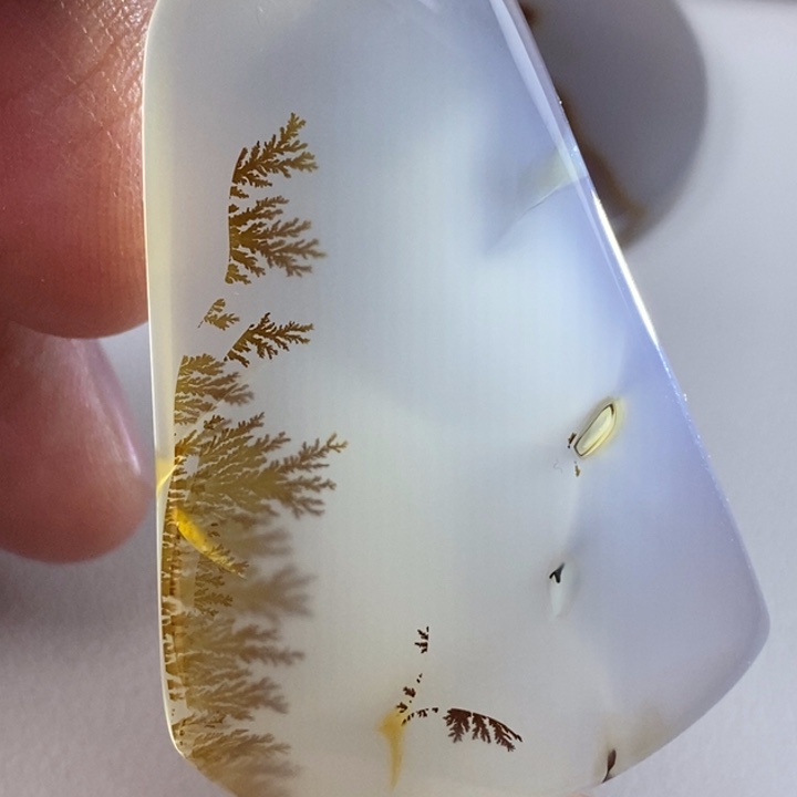 玛瑙/玉髓吊坠未镶嵌雨**步