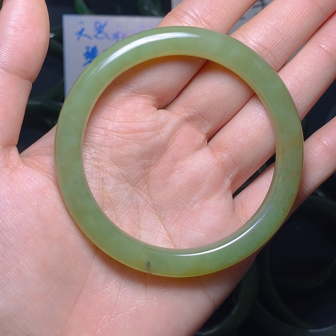 和田玉（碧玉）未镶嵌手链56.7