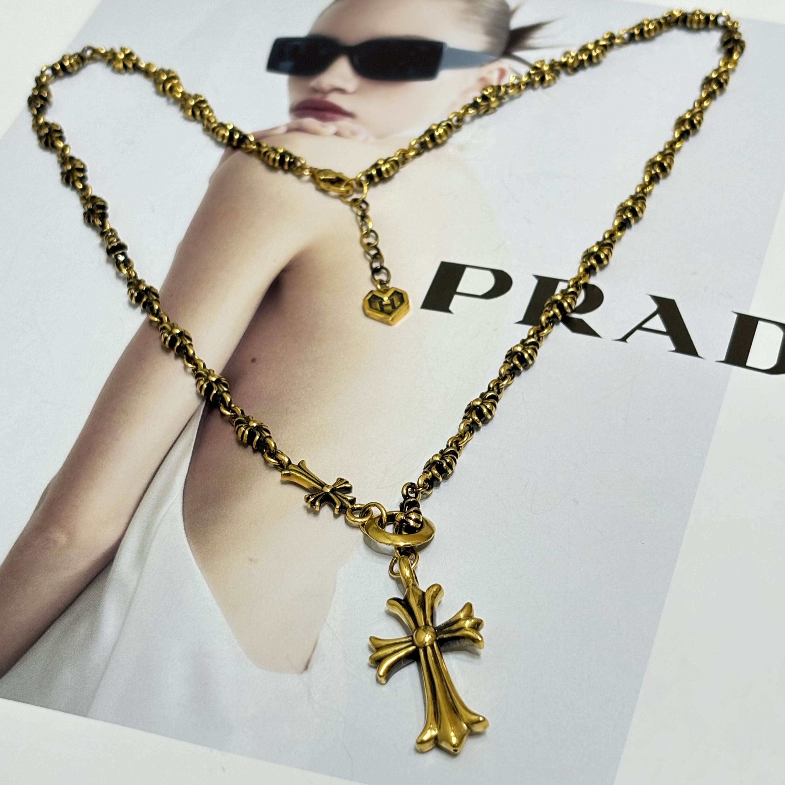 金潮坊珠宝 时尚百搭轻奢个性复古电黑足金999克家十字架套链项链