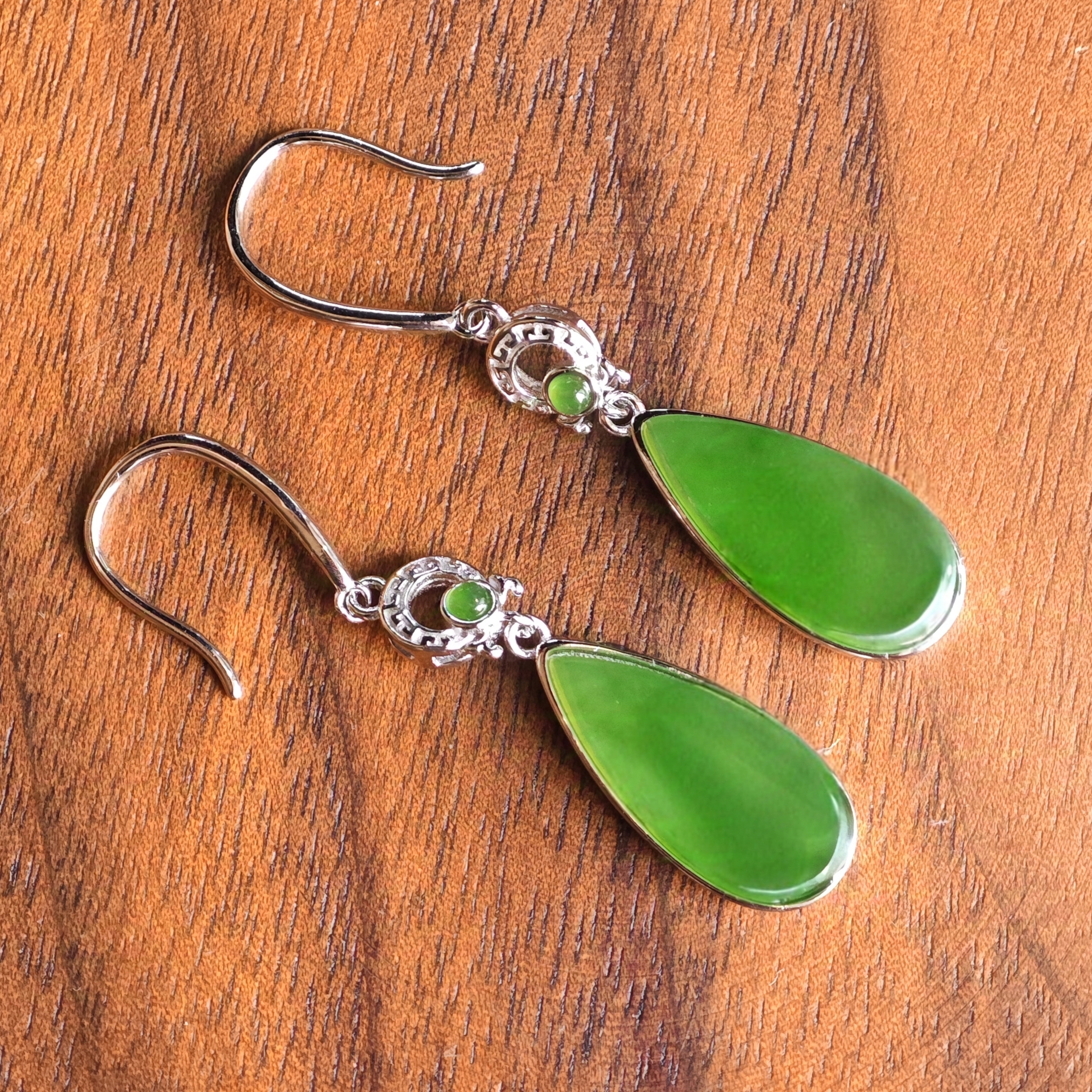 新疆爱思尔新疆和田玉耳环S925碧玉水滴耳环JY0516-01（多样性发货