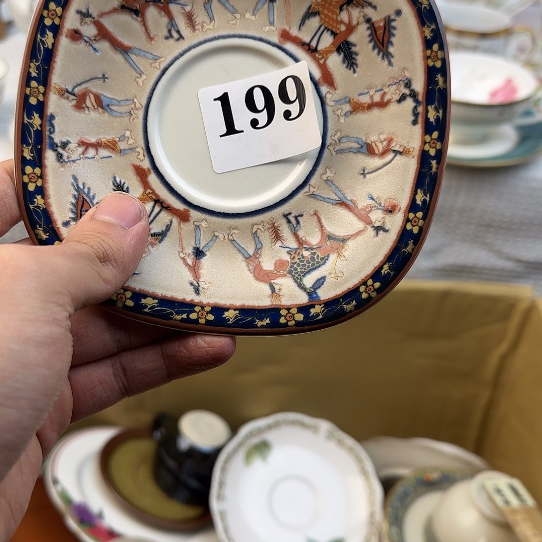 茶盏喊***财我的小姐姐们都是我的小可爱们都是我