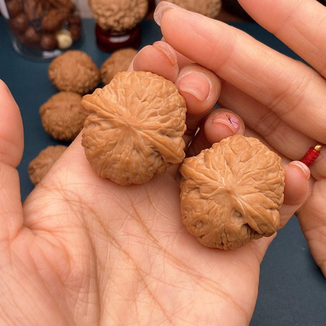 文玩核桃把件铁锤36