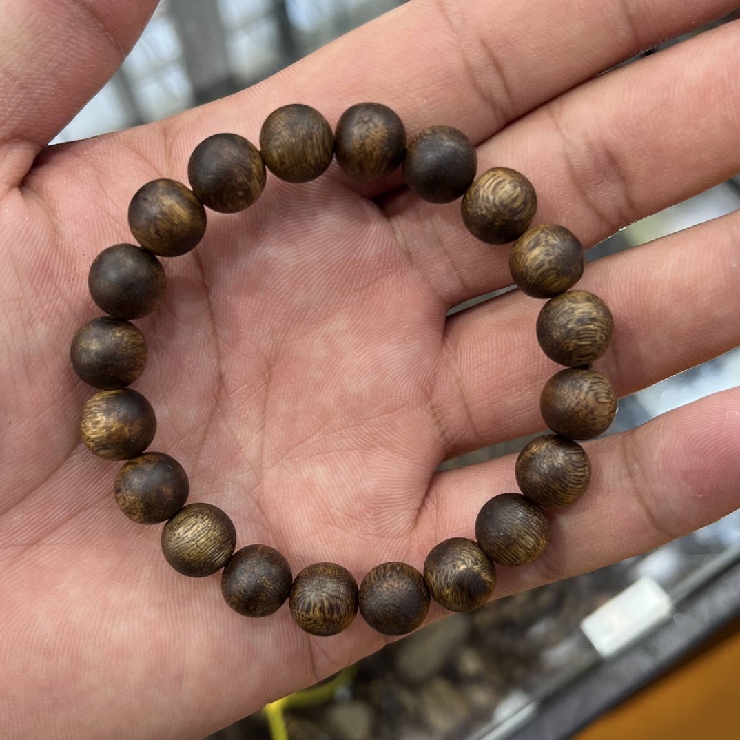 沉香【高品质】圆珠手串1.0单圈9g多样性发一