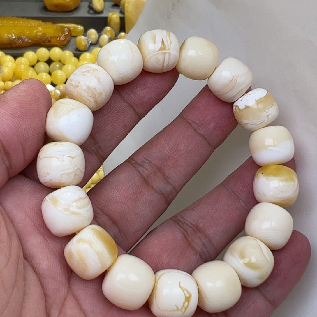 【闪购商品】未镶嵌琥珀裸石13➕26.2克