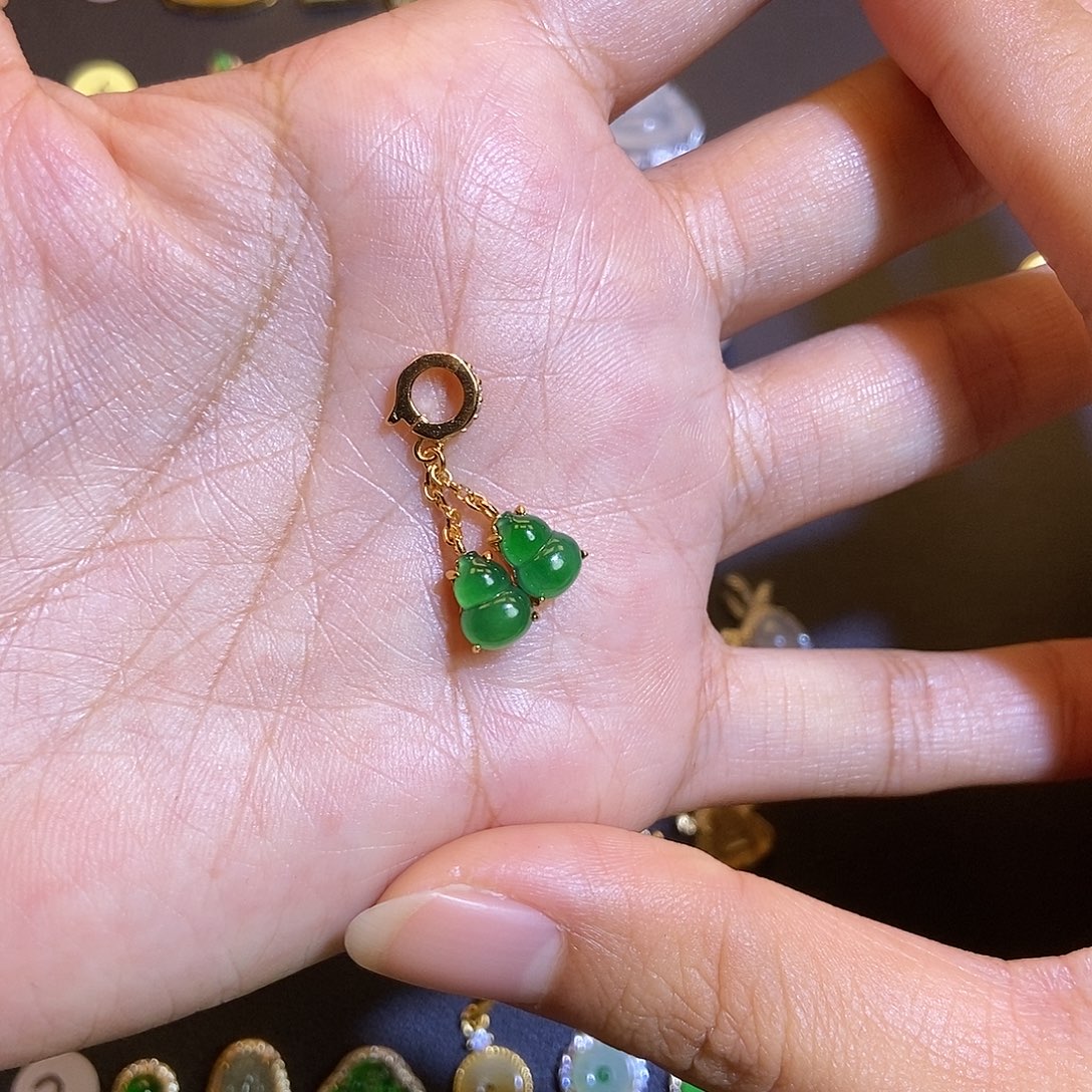 ****翡翠银S925镶嵌吊坠(不含链)