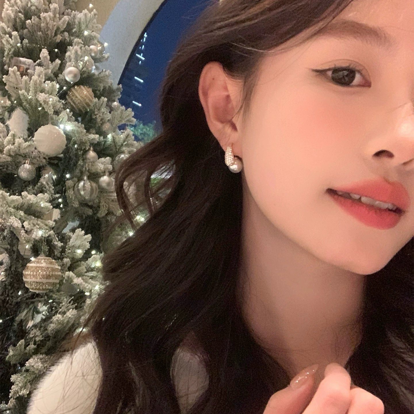 铜合金耳饰 D2007 微镶水滴温柔气质秋冬甜美耳饰女