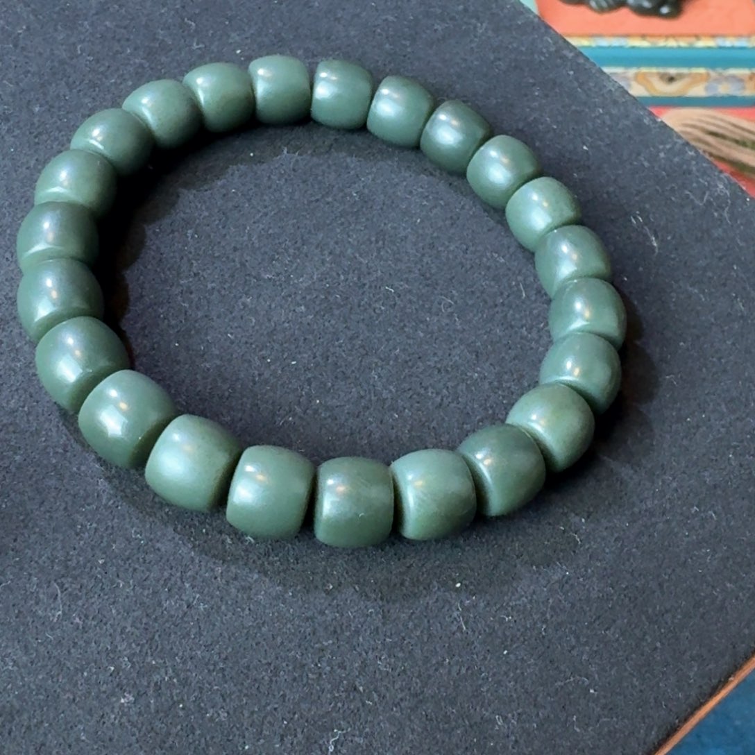 和田玉（青玉）手链未镶嵌