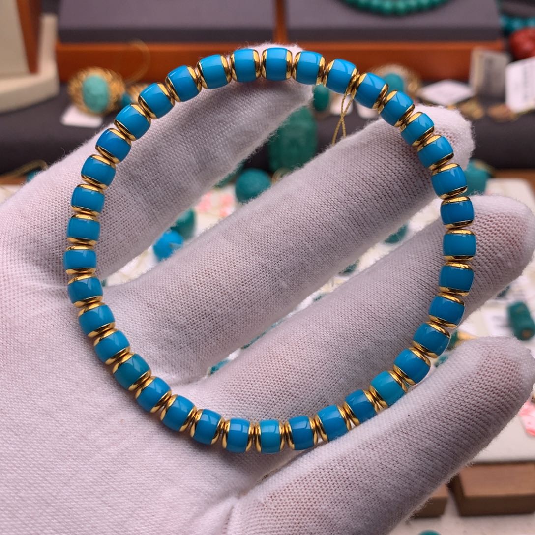 绿松石18K金镶嵌车挂