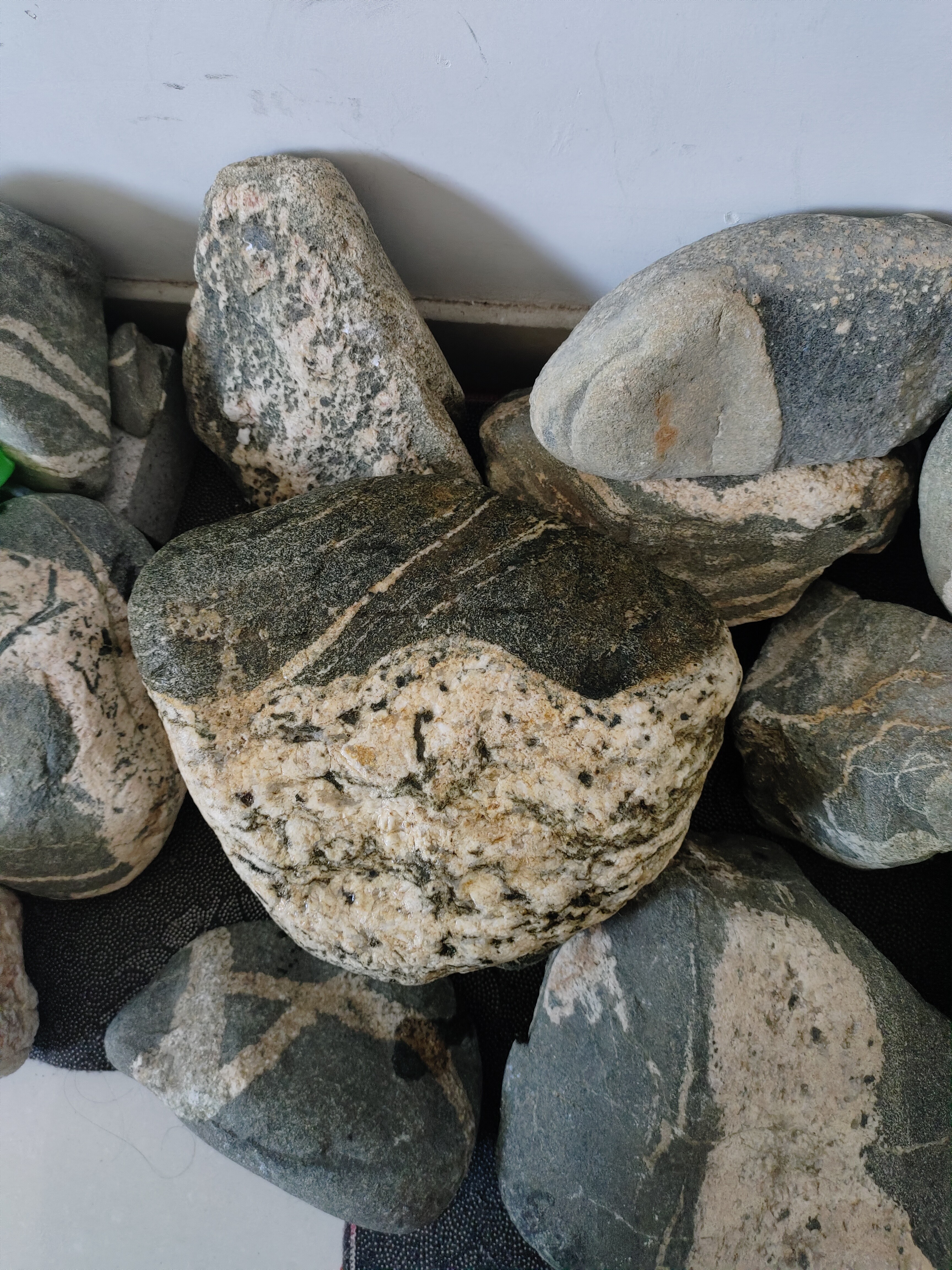 天然石头靠山一物一价