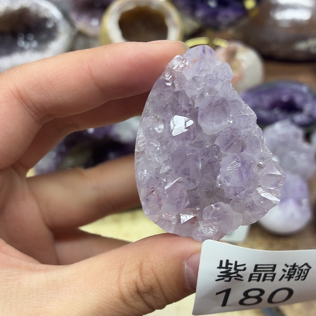 未镶嵌水晶大型摆件（非配饰）