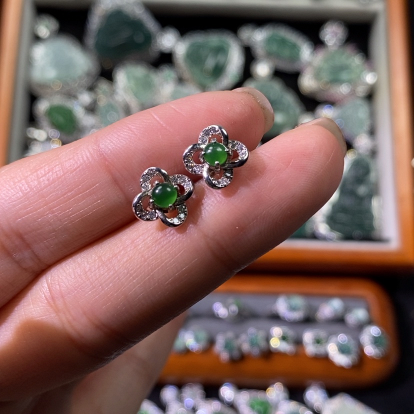 【闪购商品】翡翠颈饰银S925镶嵌天然