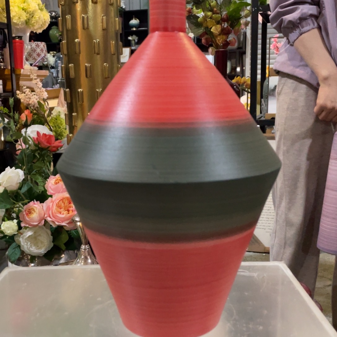 花瓶摆件，仿真绿植。