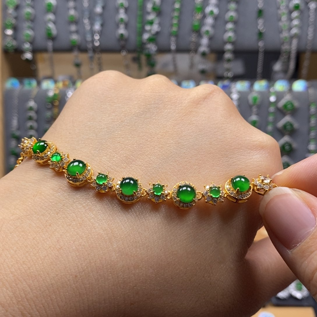 颈饰银S925镶嵌翡翠W****•高品质