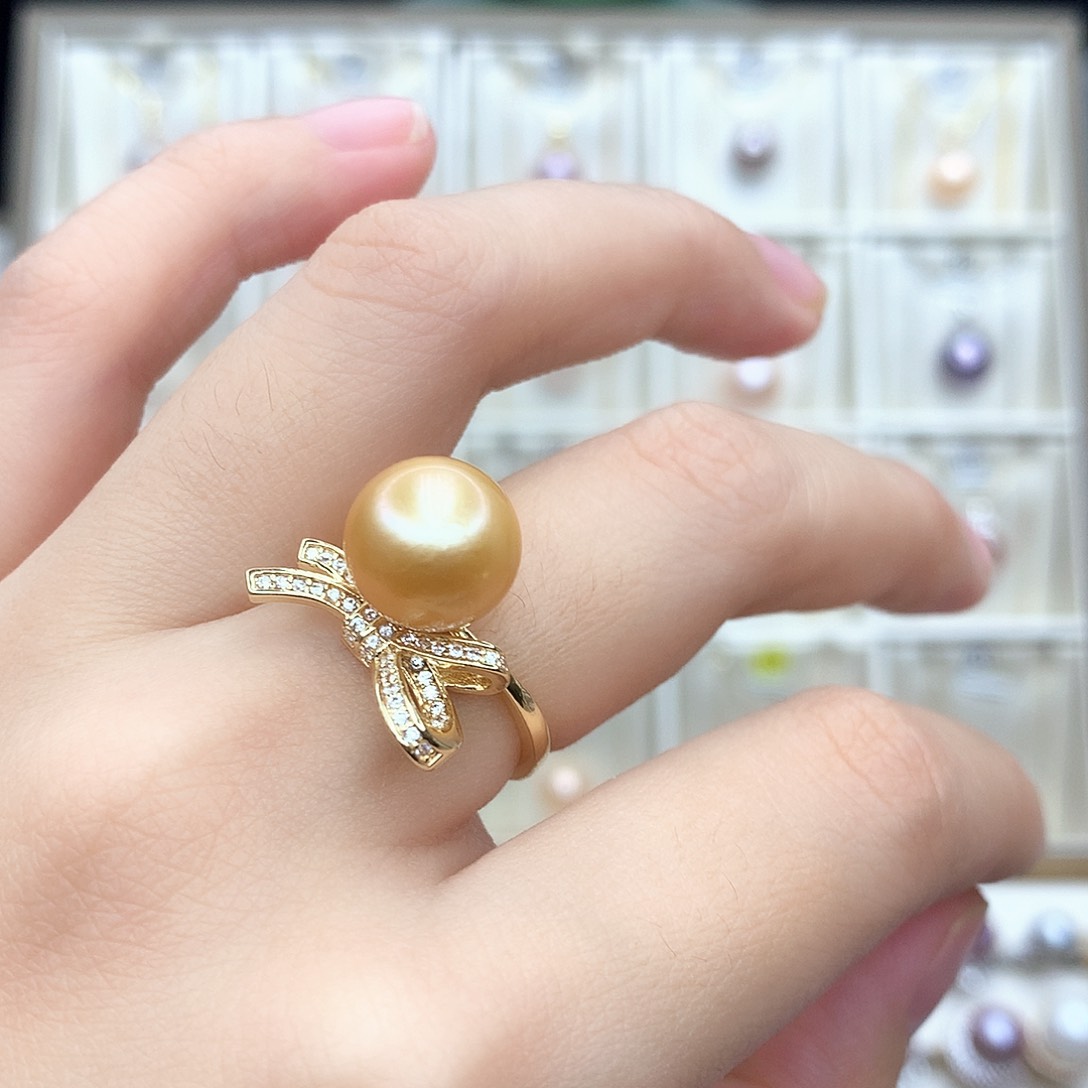 淡水珍珠吊坠(赠链)合金