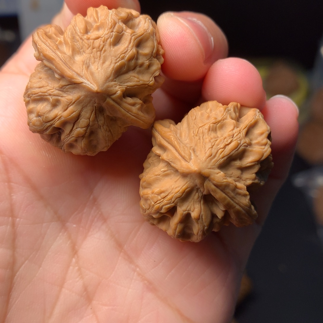 吊坠文玩核桃黃*滿野生