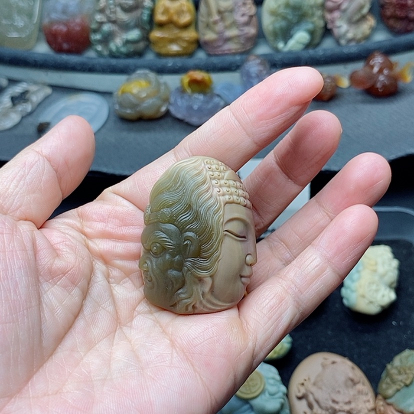 【闪购商品】定制石英质玉吊坠未镶嵌