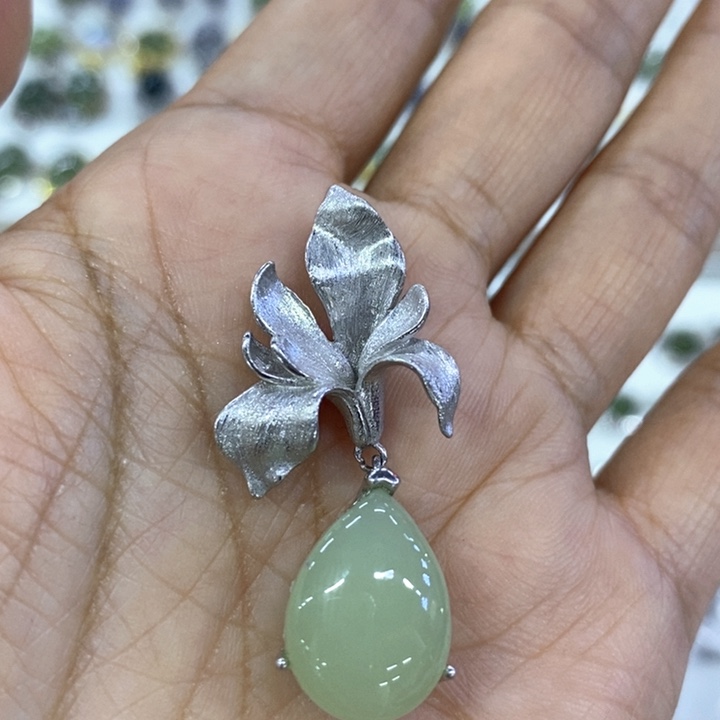 和田玉（糖玉）未镶嵌颈饰