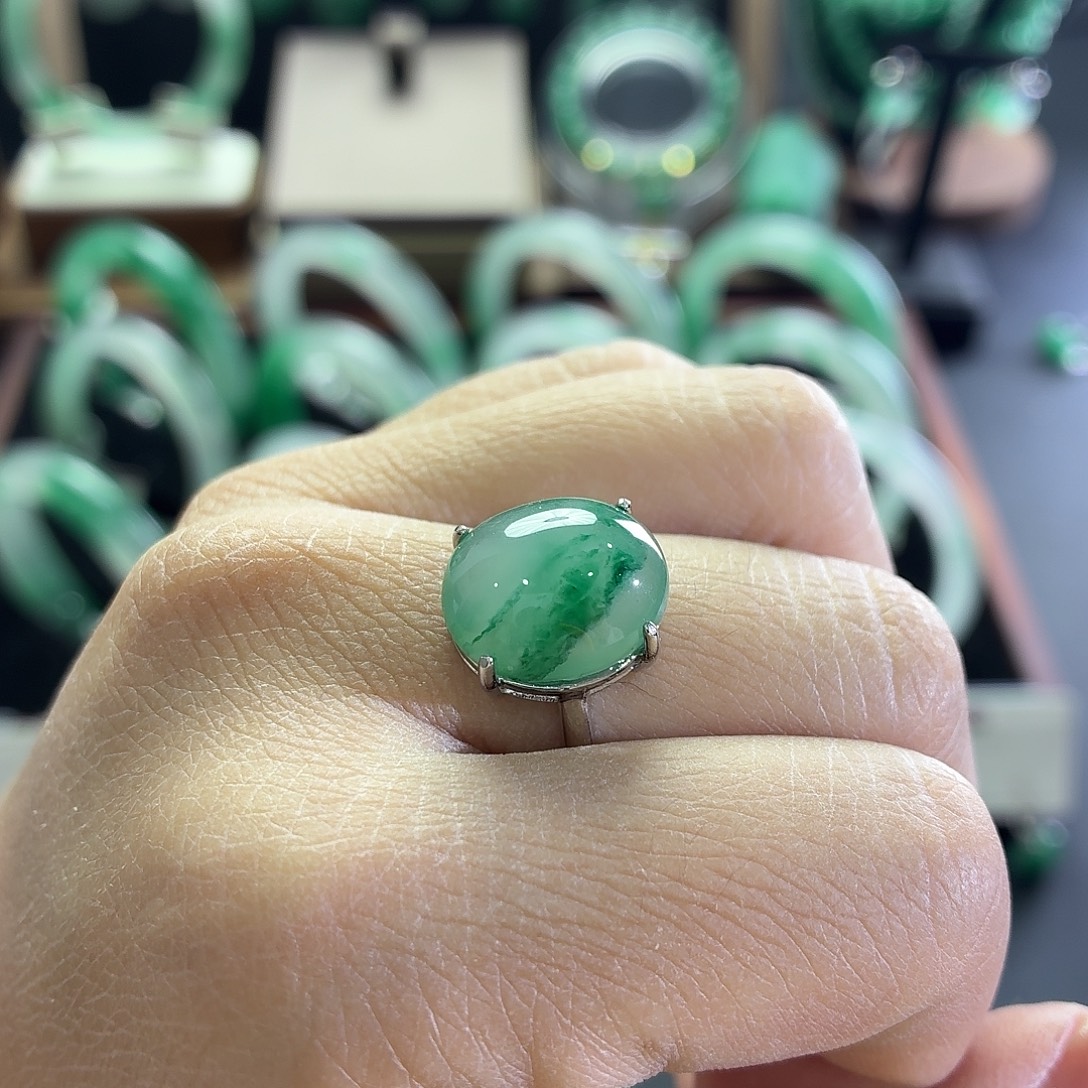 石英质玉合金戒指