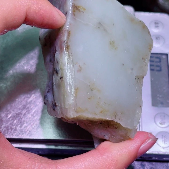 和田玉（糖玉）未镶嵌珠宝半成品