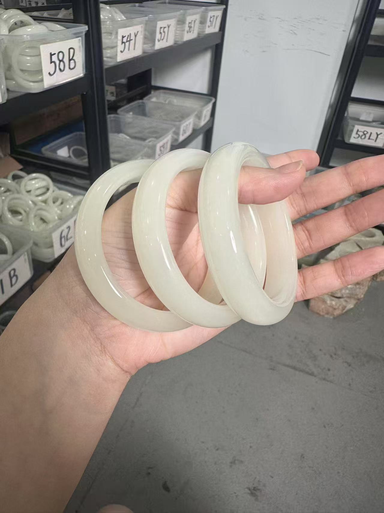 天然和田玉青海料白月光荔枝白蜂蜜水黄口时尚百搭