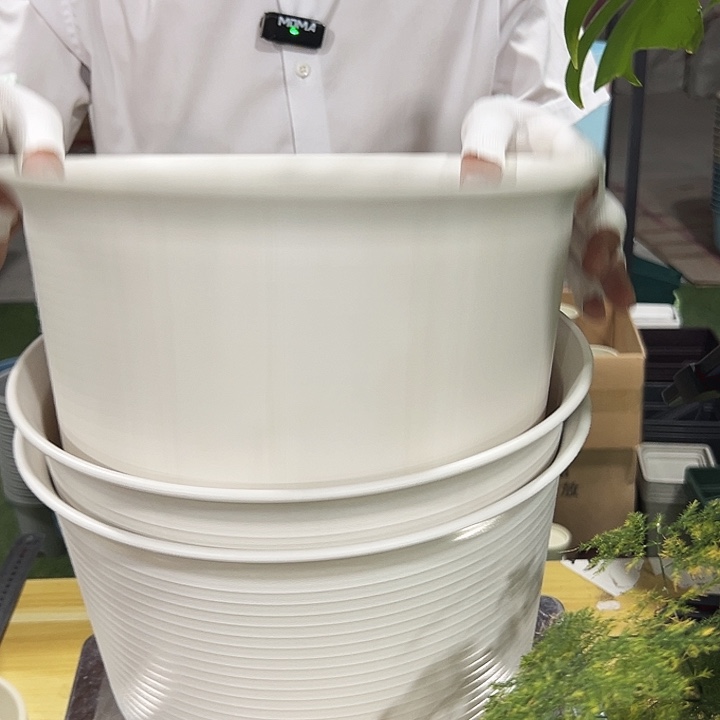 瑕疵矮陶口30高21白色无托3只