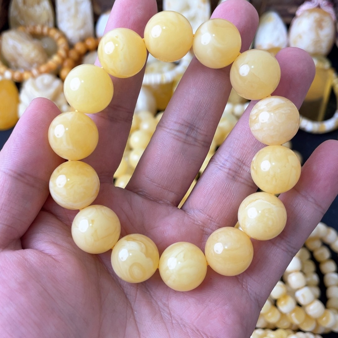 琥珀手串未镶嵌张*启15+俄料妖白花蜡圆珠手串
