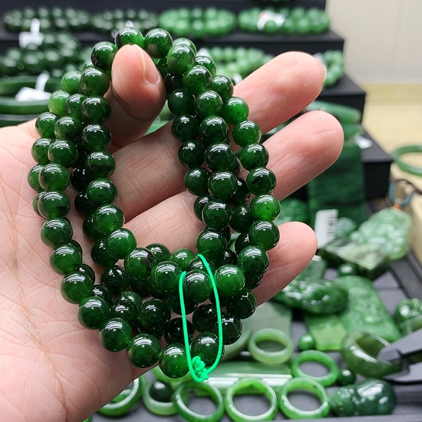 【闪购商品】和田玉（碧玉）颈饰未镶嵌爱***果