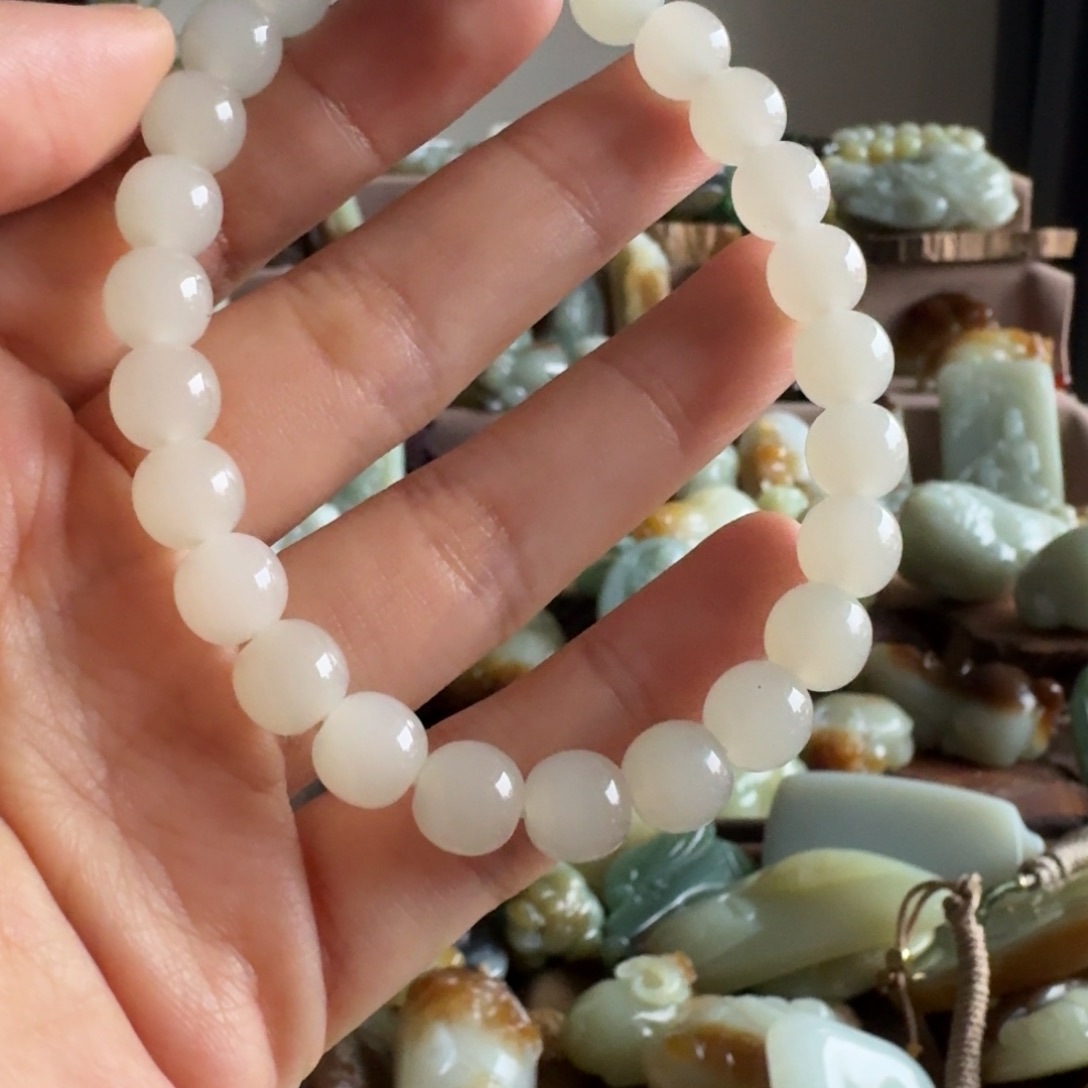 和田玉（糖玉）未镶嵌颈饰