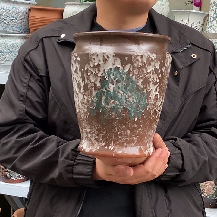 花盆紫砂口18高23瑕疵