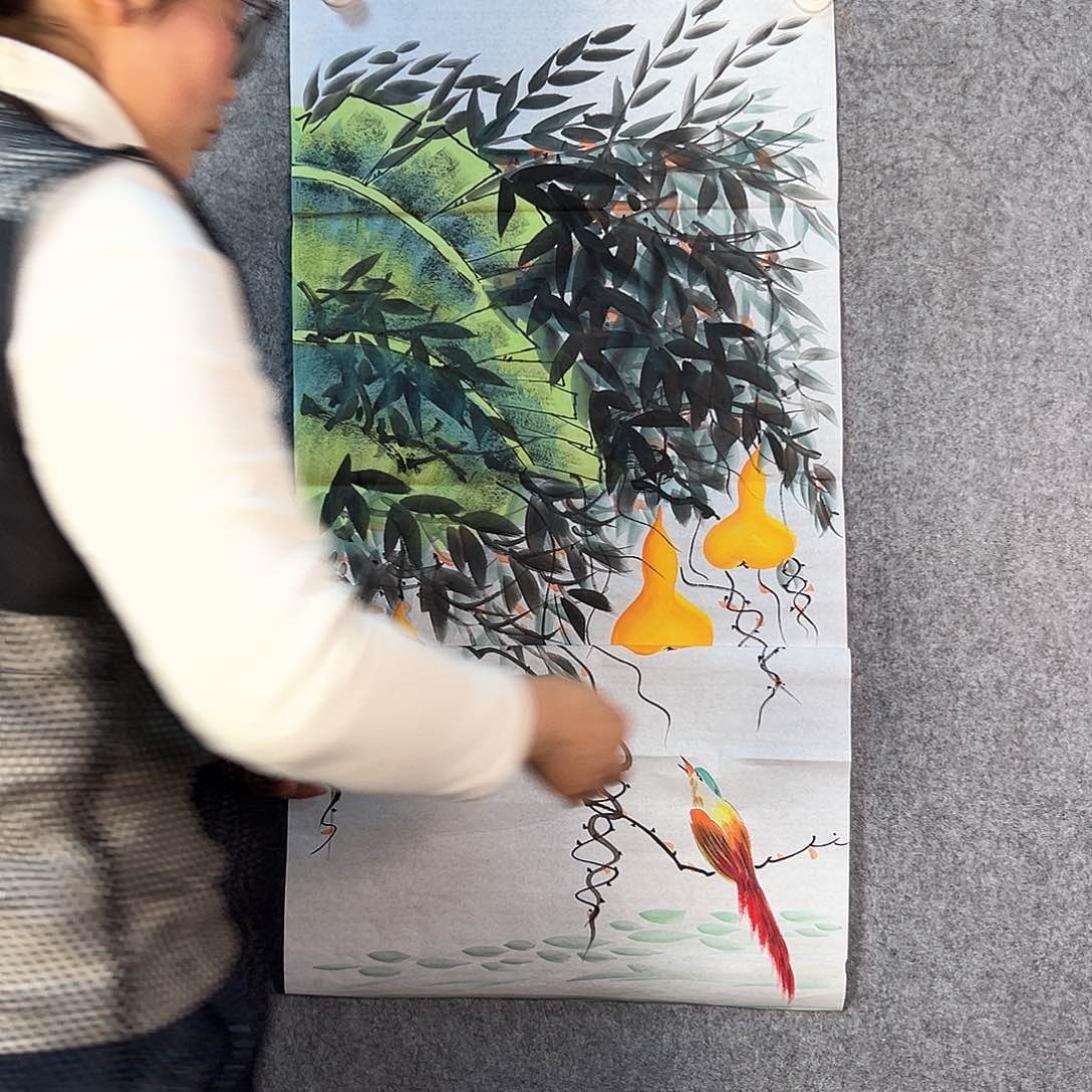 国画430 山水黔城市中心的一栋