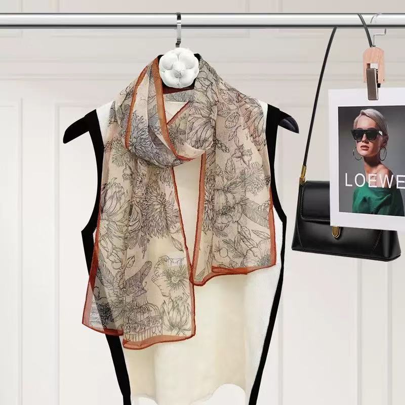 C51 春蕾 成人气质夏季植物花卉薄款丝巾沙滩巾花丝巾