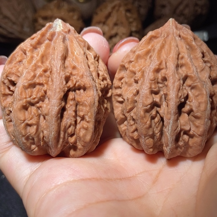 文玩核桃把件东北楸子小雪81