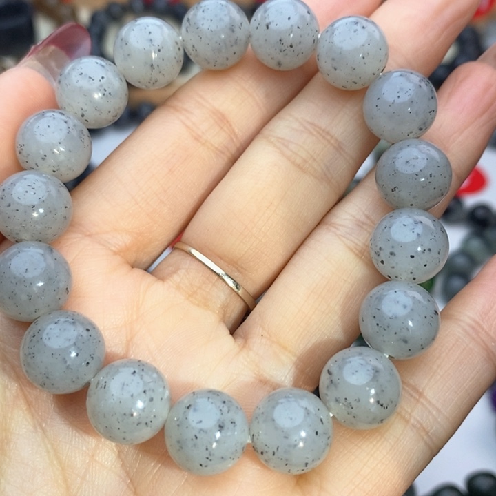 和田玉手串未镶嵌