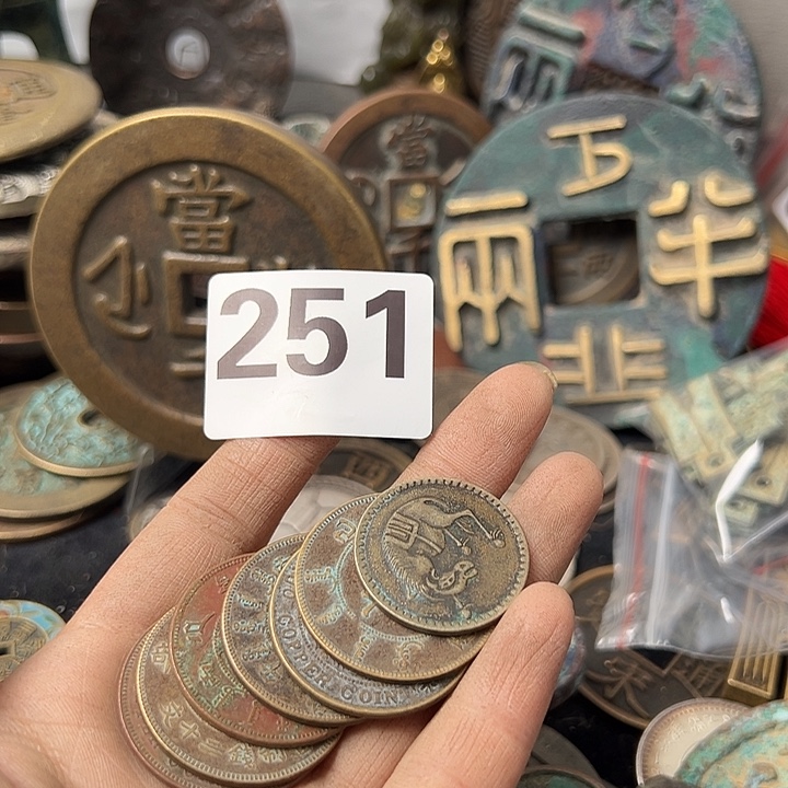 用***0铜复古文创工艺品