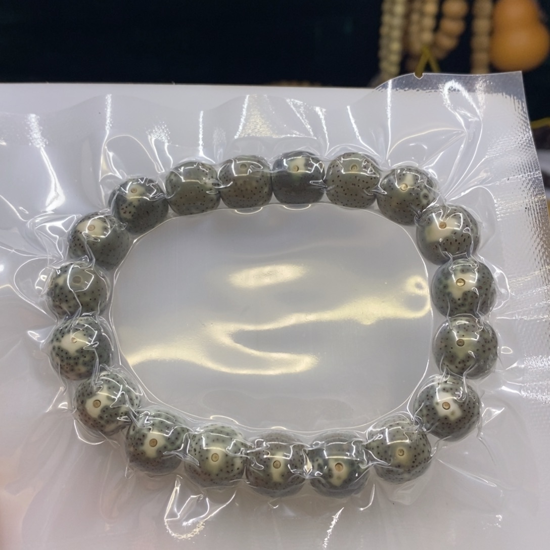 小***的手串星月菩提12/13……