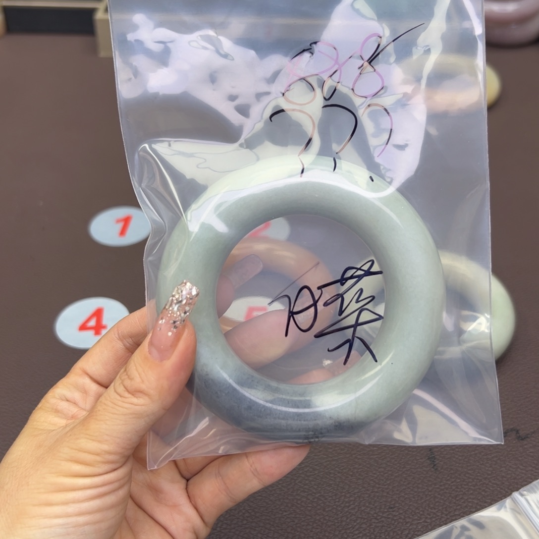 石英质玉手镯合金白*