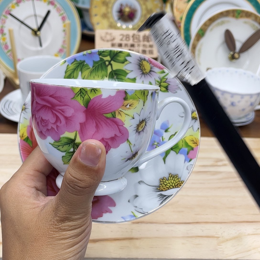 鹿屋家的美丽咖啡杯